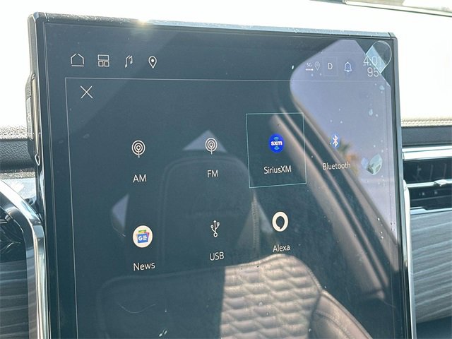 Used 2025 GMC Sierra EV Denali image 12