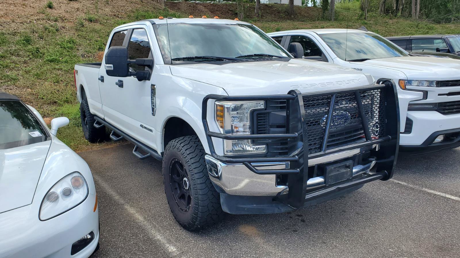 Used 2019 Ford F350 XL w/ Power Equipment Group image 2