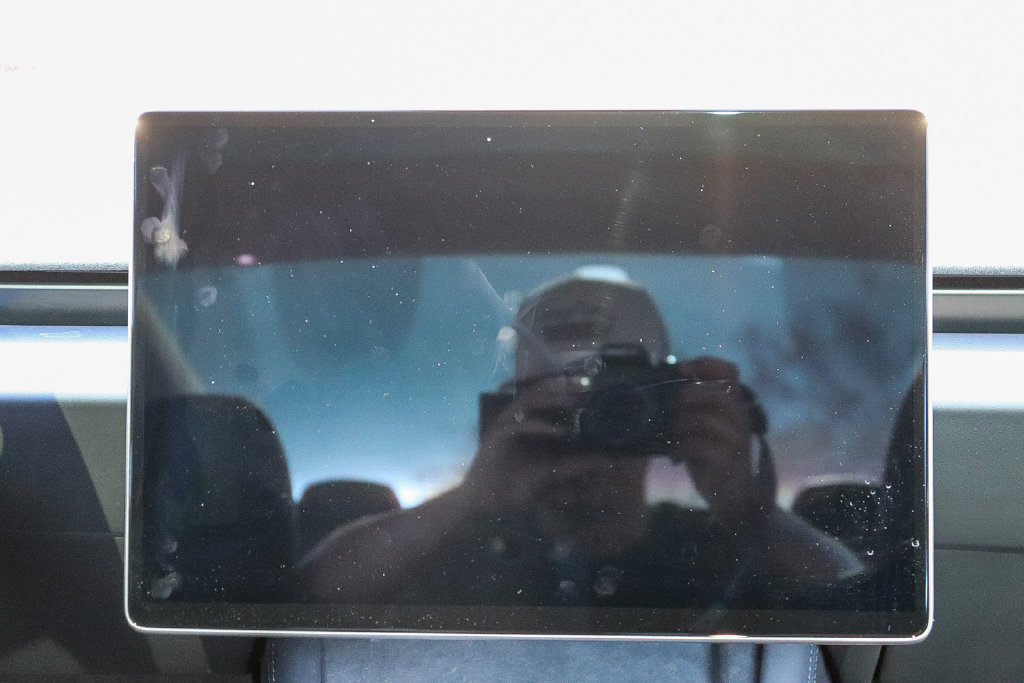 Used 2024 Tesla Model 3 Standard Range RWD image 14