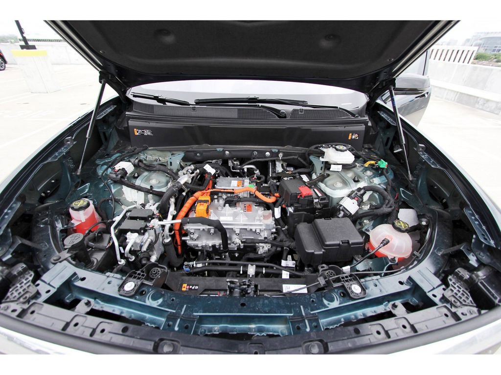 Certified 2026 Cadillac Vistiq Luxury image 33
