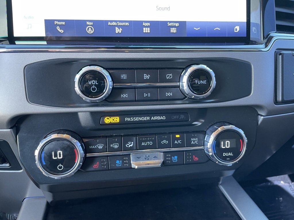 Used 2022 Ford F350 Lariat w/ Lariat Ultimate Package image 11