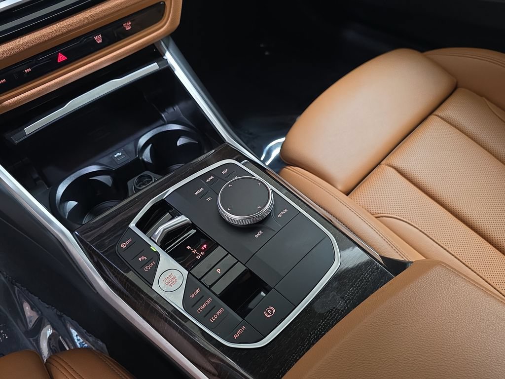 Used 2024 BMW 430i Coupe w/ Convenience Package RWD image 26