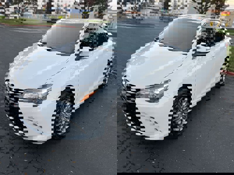 Used 2017 Toyota Camry SE image 6