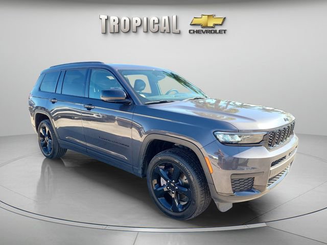 Used 2023 Jeep Grand Cherokee L Laredo image 7