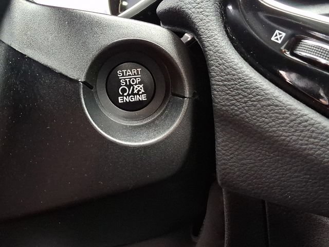 Used 2021 Jeep Compass Limited w/ Sun and Sound Group AWD/4WD image 38