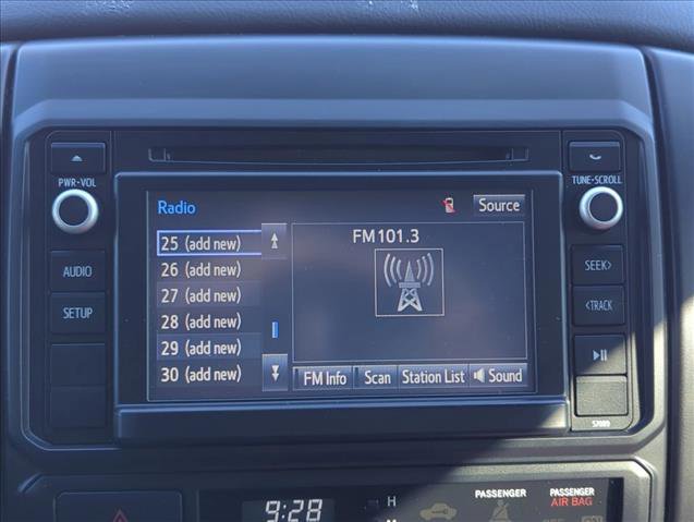 Used 2014 Toyota Tacoma 2WD Access Cab w/ Convenience Package image 11