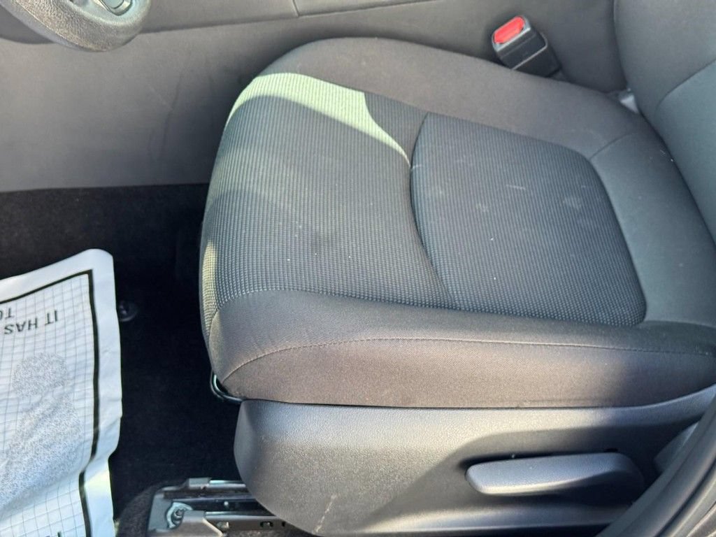 Certified 2025 Toyota RAV4 LE AWD/4WD image 22