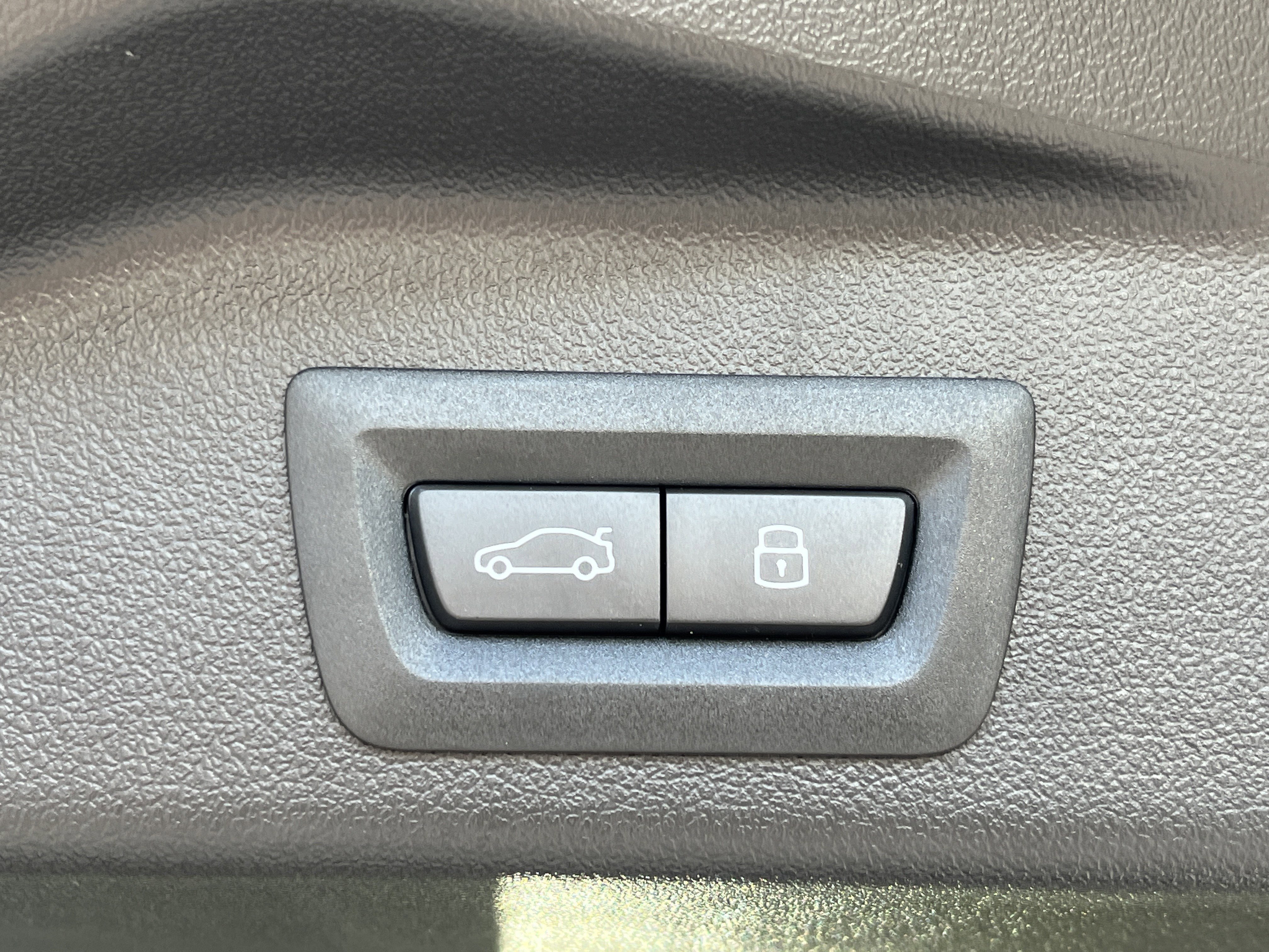 New 2026 BMW X5 xDrive50e w/ M Sport Package AWD/4WD image 30