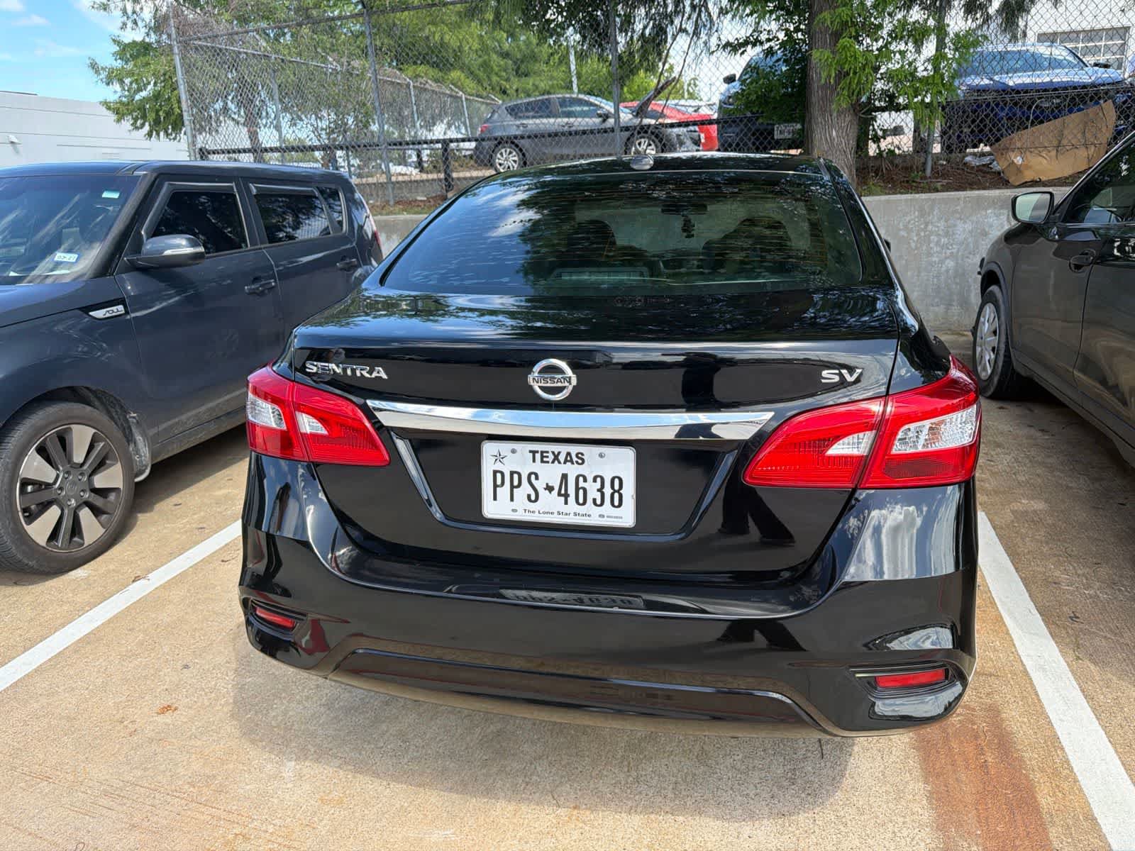 Used 2018 Nissan Sentra SV FWD image 5