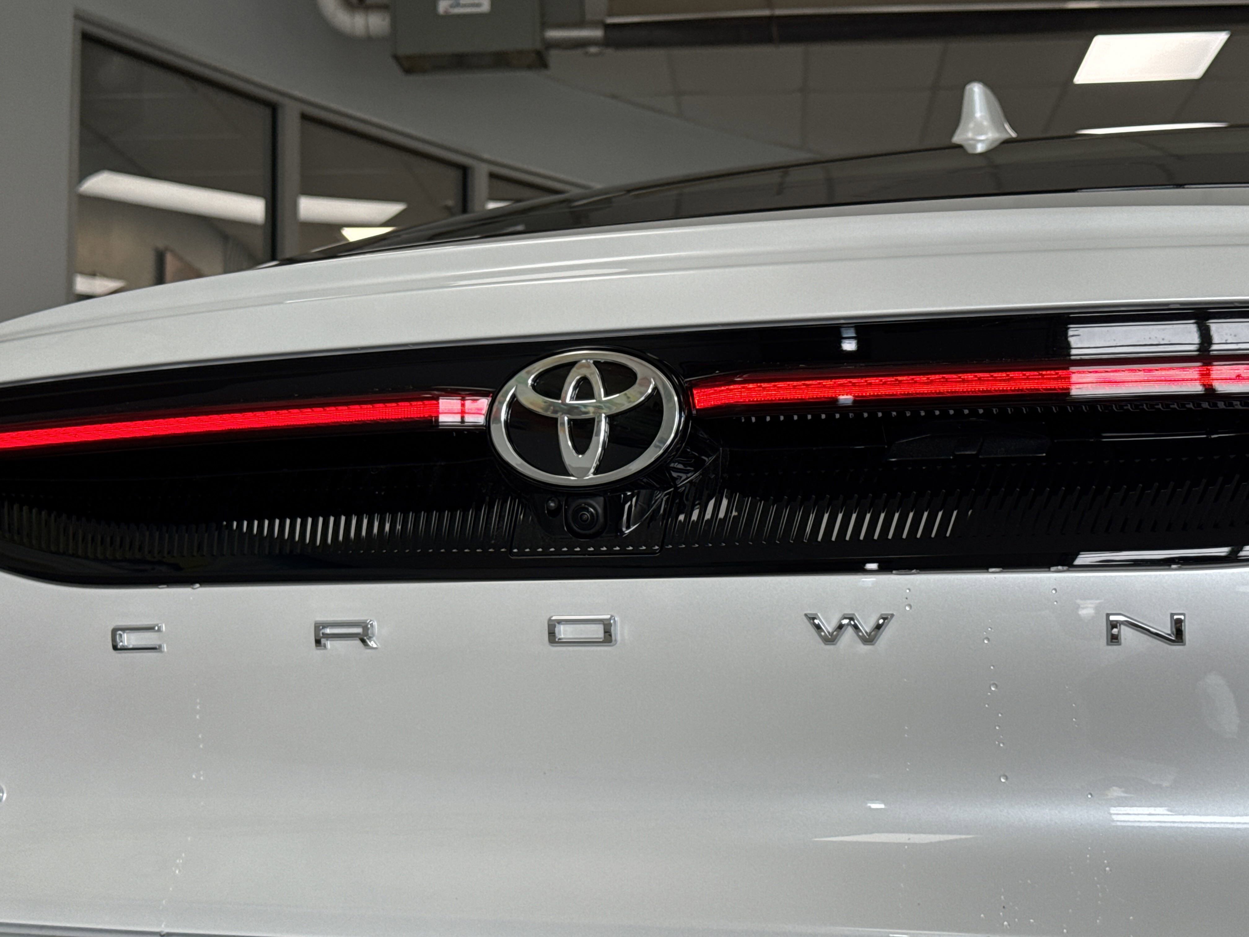 New 2026 Toyota Crown Limited w/ Advanced Technology Package image 29