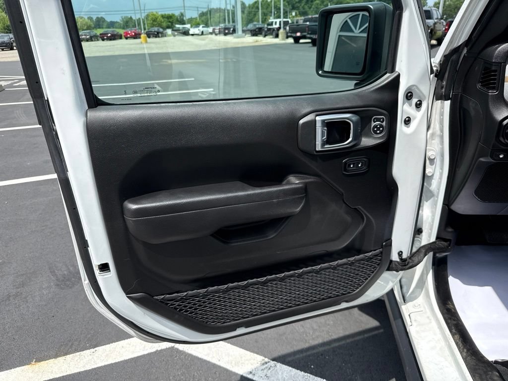 Used 2024 Jeep Wrangler Unlimited AWD/4WD image 10