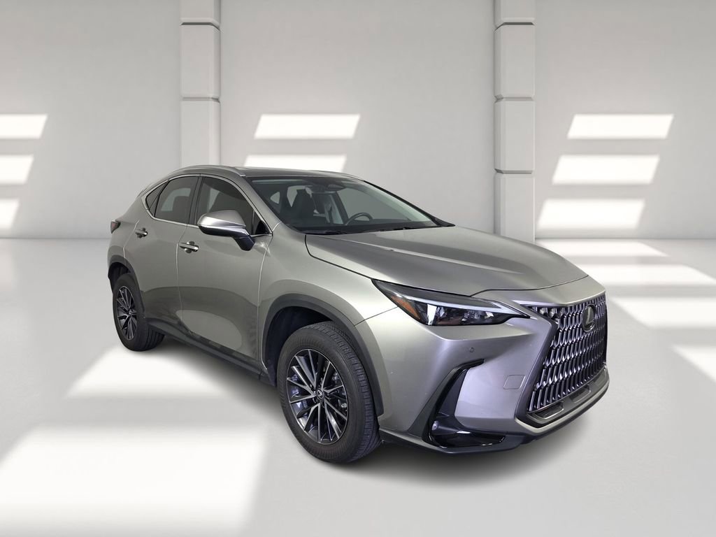 Used 2024 Lexus NX 250 FWD image 2