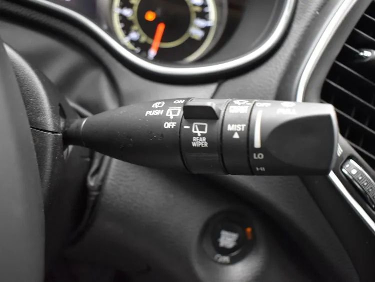 Used 2021 Jeep Cherokee Trailhawk w/ Premium Leather Package image 26