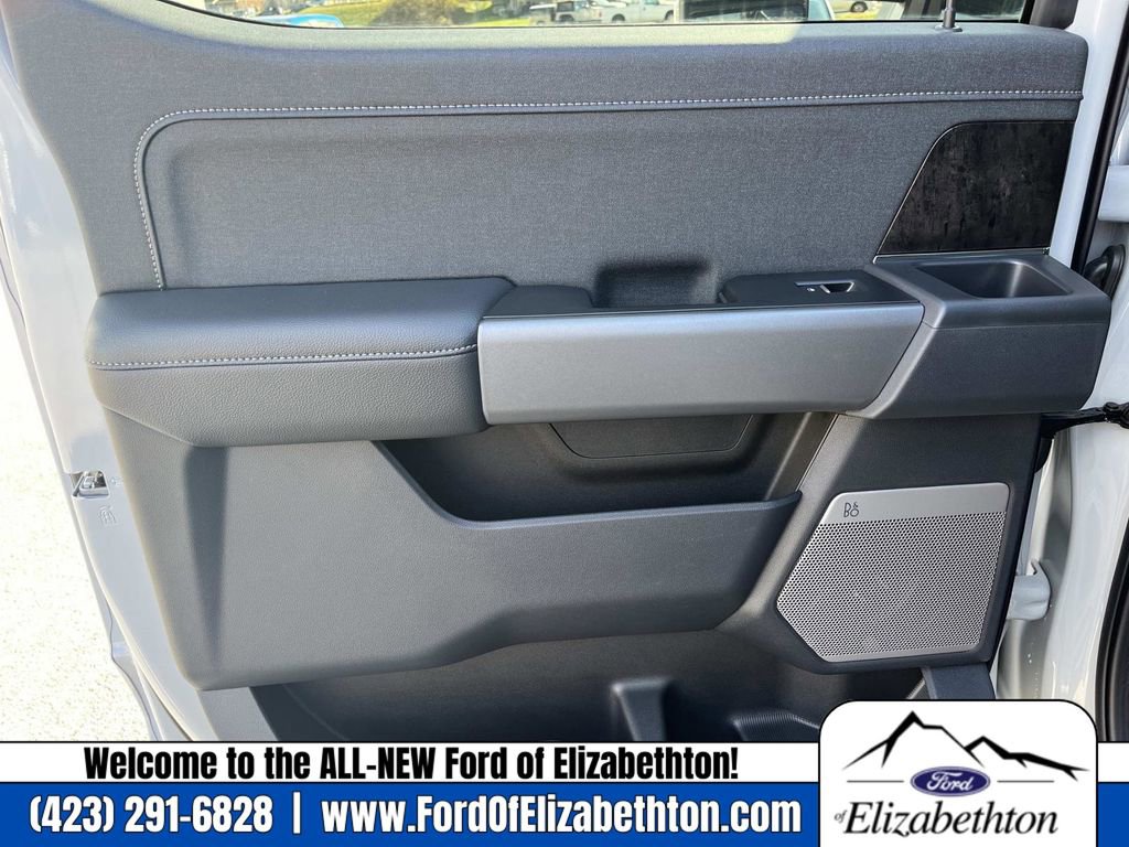 New 2025 Ford F250 Lariat w/ Lariat Ultimate Package image 16
