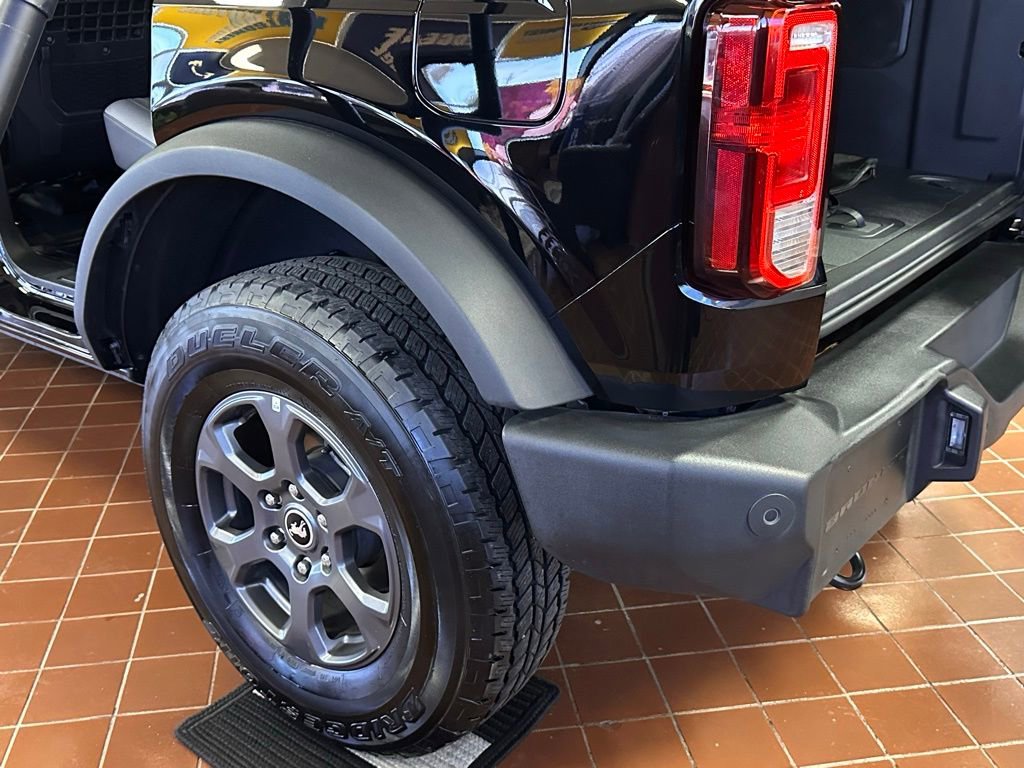 Used 2024 Ford Bronco Big Bend image 38