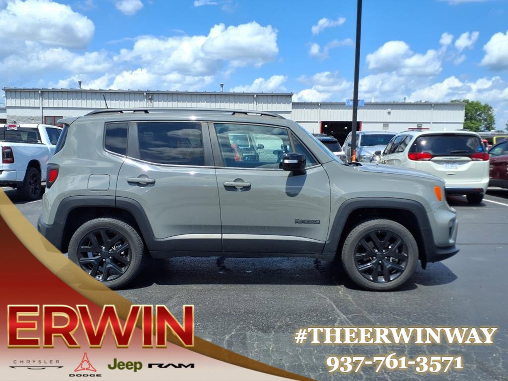 Certified 2022 Jeep Renegade Altitude w/ Convenience Group image 2