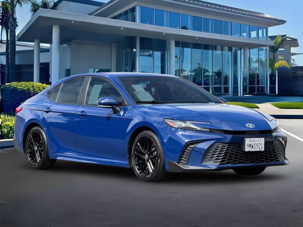 Used 2025 Toyota Camry SE