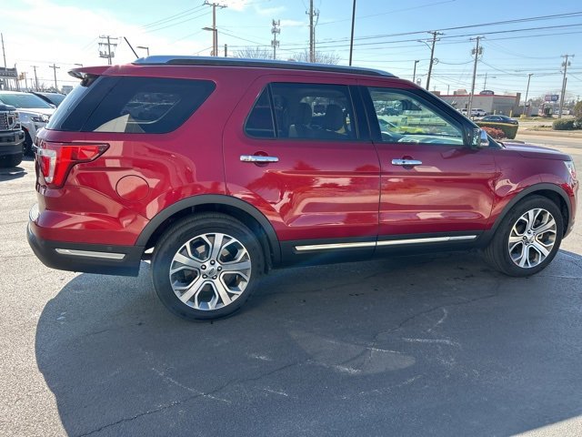 Used 2019 Ford Explorer Limited w/ Limited Luxury Package image 5