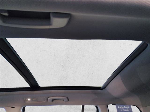 Used 2017 Volkswagen Golf S image 20