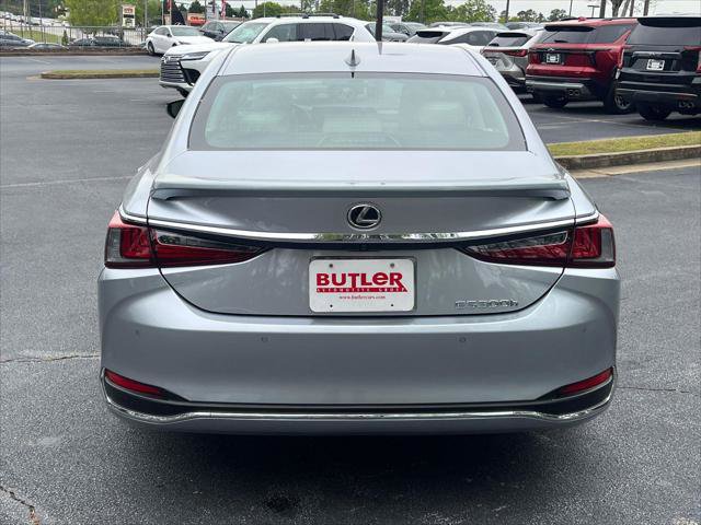 Certified 2025 Lexus ES 300h w/ Premium Package image 6