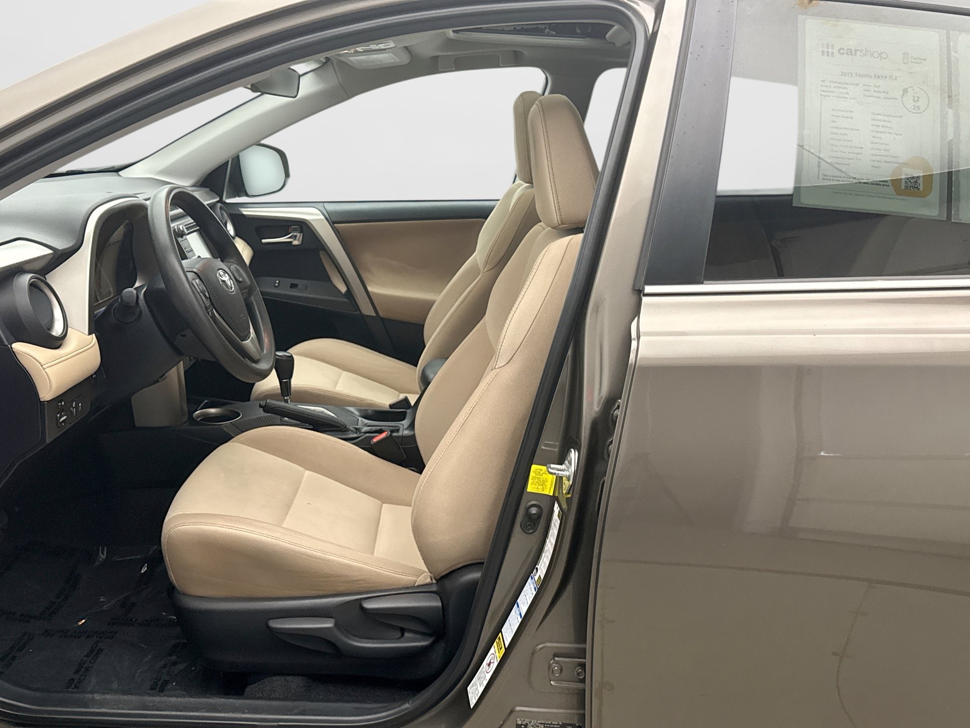 Used 2015 Toyota RAV4 XLE AWD/4WD image 11