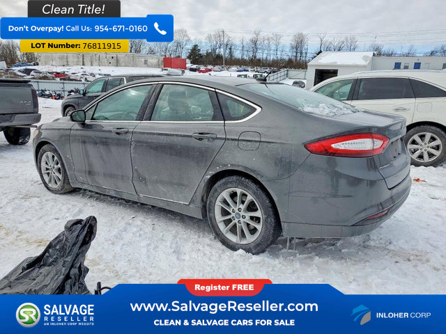 Used 2016 Ford Fusion SE w/ Equipment Group 202A image 3