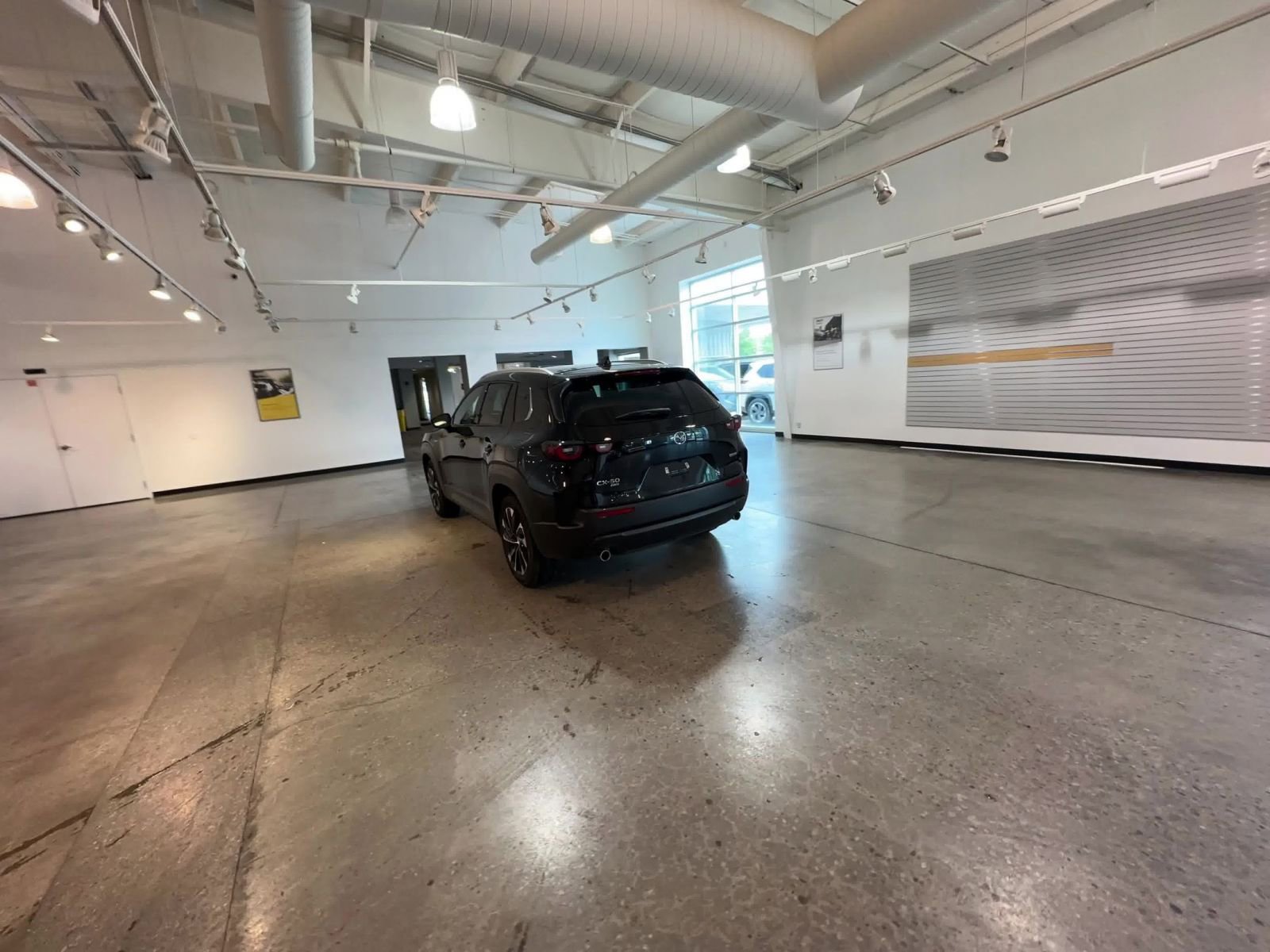 Used 2025 MAZDA CX-50 2.5 Hybrid w/ Premium Plus Pkg AWD/4WD image 15