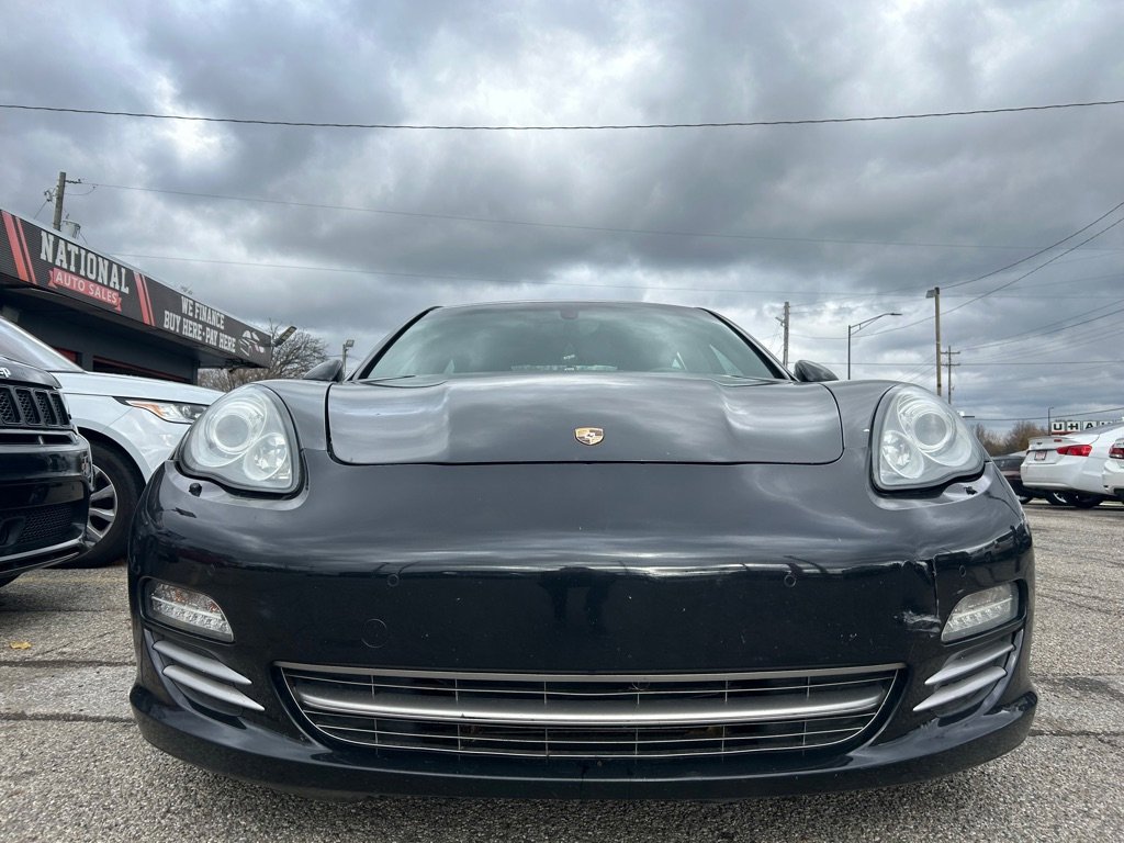 Used 2013 Porsche Panamera 4 image 3