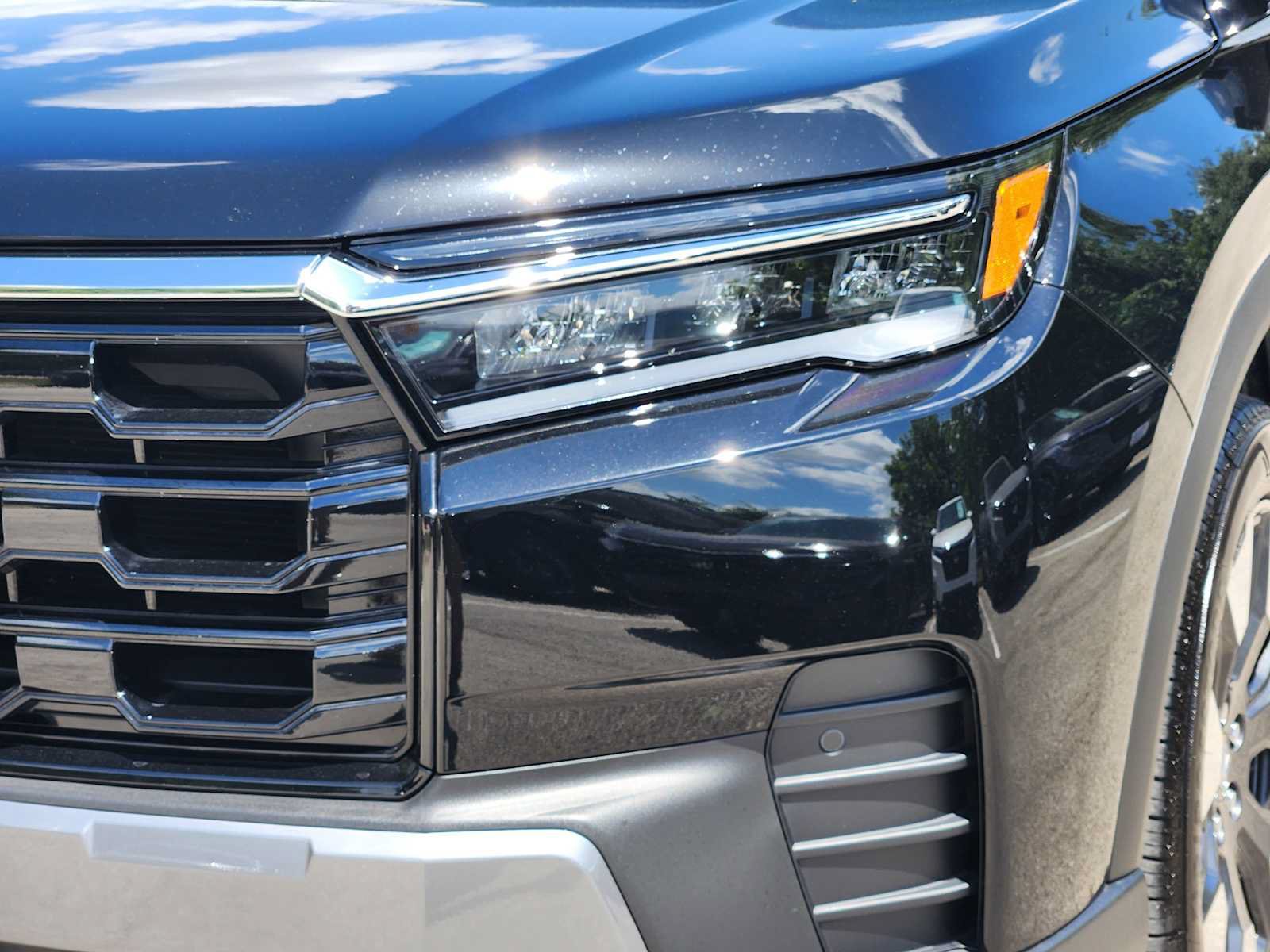 Used 2026 Honda Pilot Elite image 7