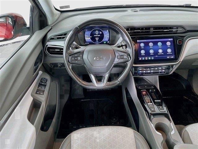Used 2022 Chevrolet Bolt EUV Premier FWD image 24