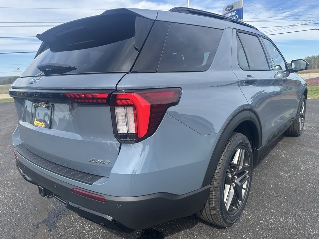 New 2025 Ford Explorer ST-Line image 10