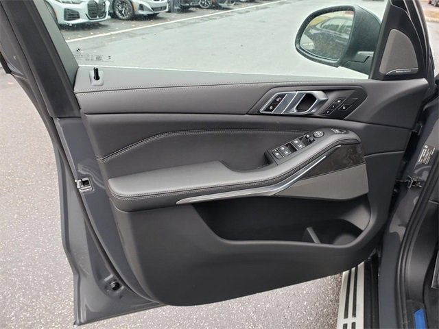New 2026 BMW X5 xDrive40i w/ Climate Comfort Package image 10