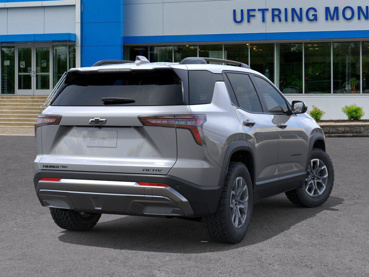 New 2026 Chevrolet Equinox ACTIV w/ LPO, Floor Liner Package AWD/4WD image 4