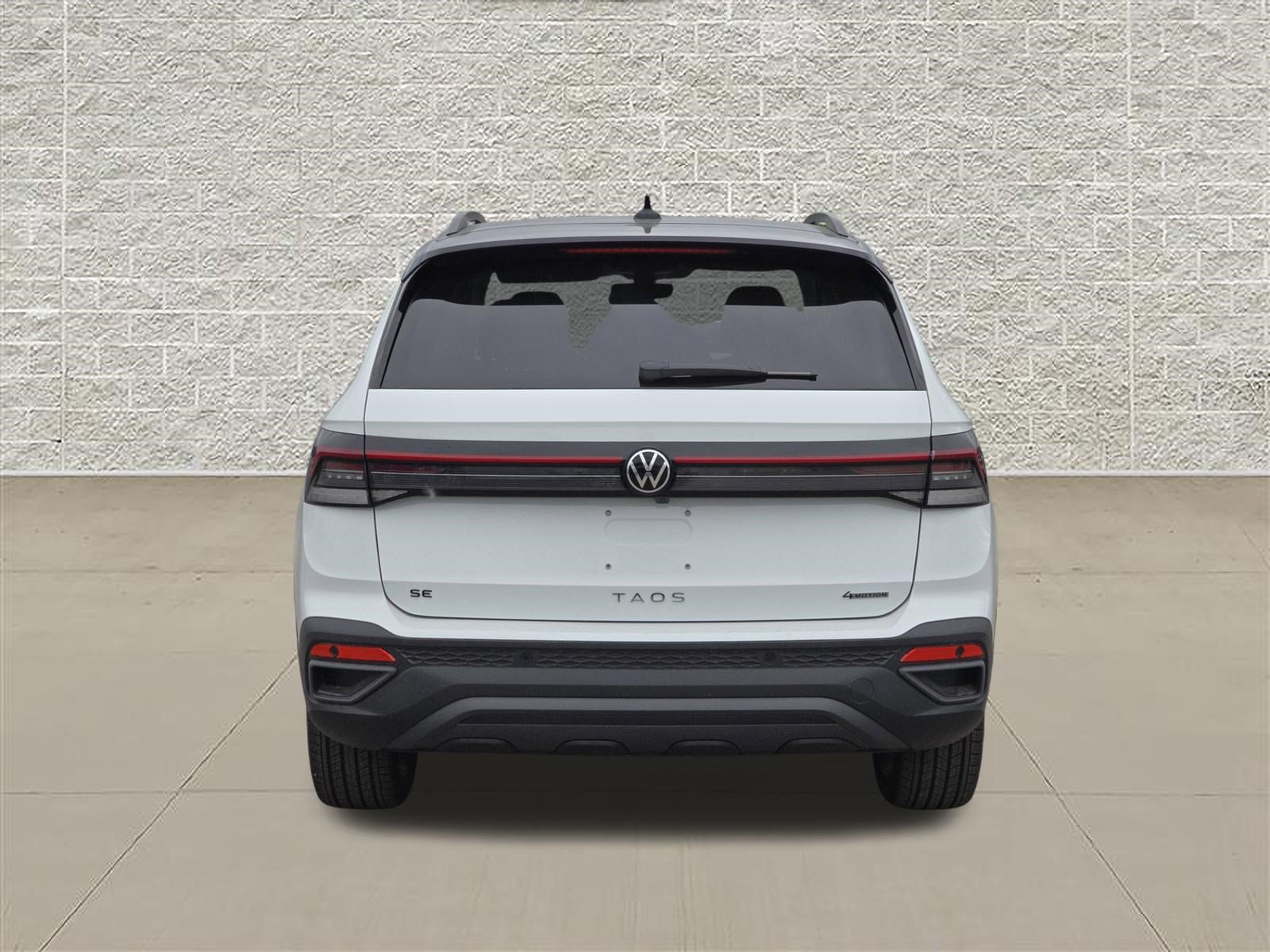 New 2026 Volkswagen Taos SE AWD/4WD image 6