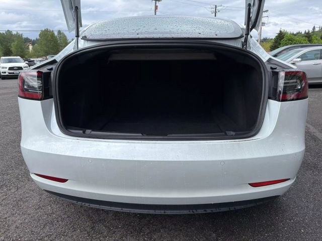 Used 2018 Tesla Model 3 Mid Range image 26