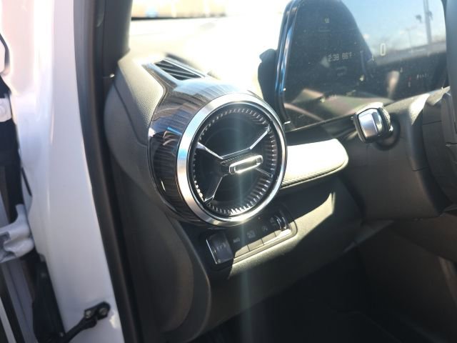 New 2026 Chevrolet Equinox LT image 16