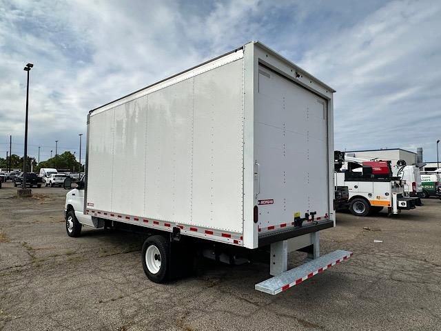 New 2024 Ford E-450 and Econoline 450 Super Duty w/ Power Windows & Locks Group image 8