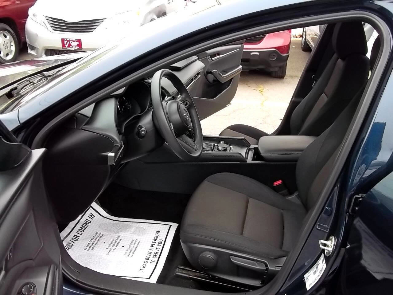Used 2022 MAZDA MAZDA3 Sedan image 8