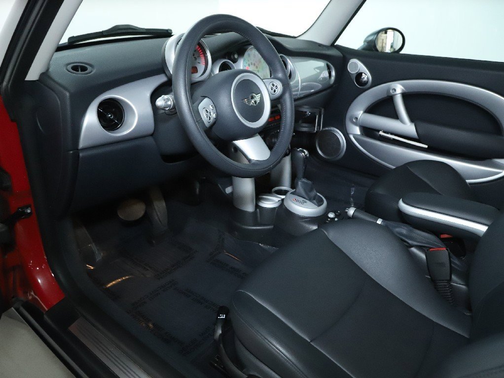 Used 2006 MINI Cooper Hardtop image 21