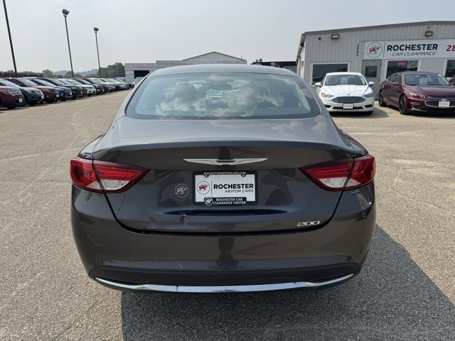 Used 2015 Chrysler 200 Limited image 36