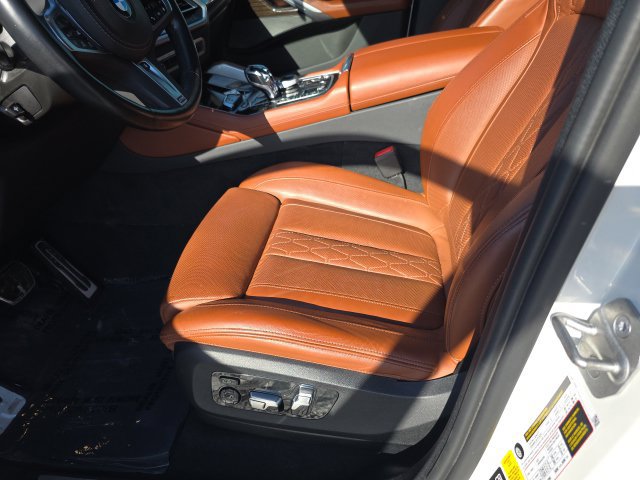 Used 2023 BMW X6 xDrive40i w/ Executive Package AWD/4WD image 16