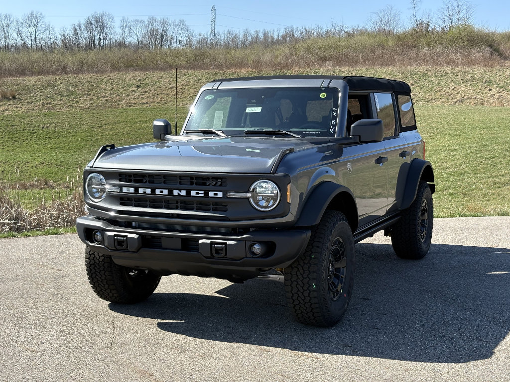 New 2026 Ford Bronco Big Bend w/ Black Diamond Package image 1