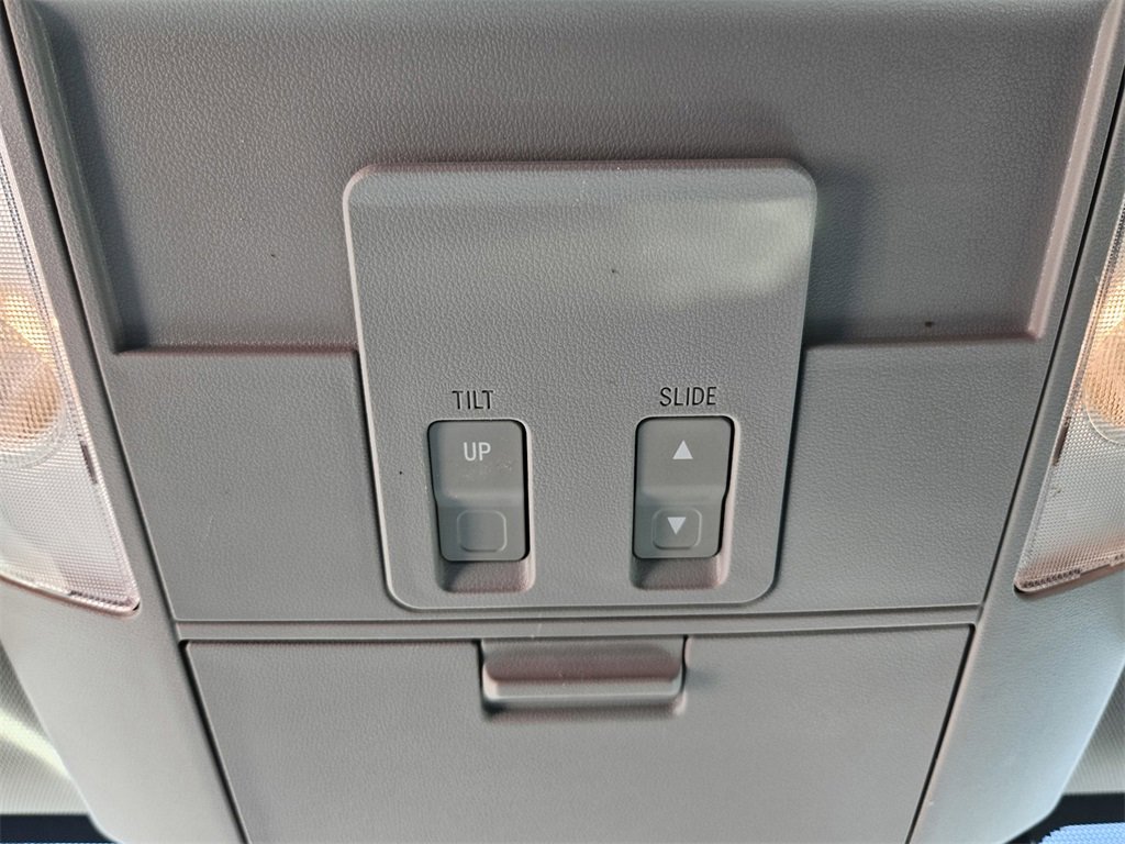 Used 2019 Toyota Tundra Platinum image 23