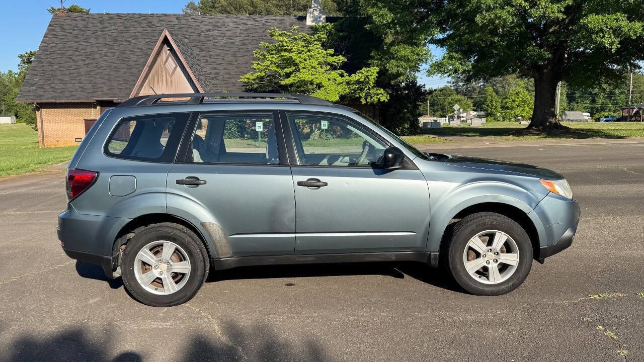 Used 2013 Subaru Forester 2.5X w/ Popular Pkg 1 AWD/4WD image 9