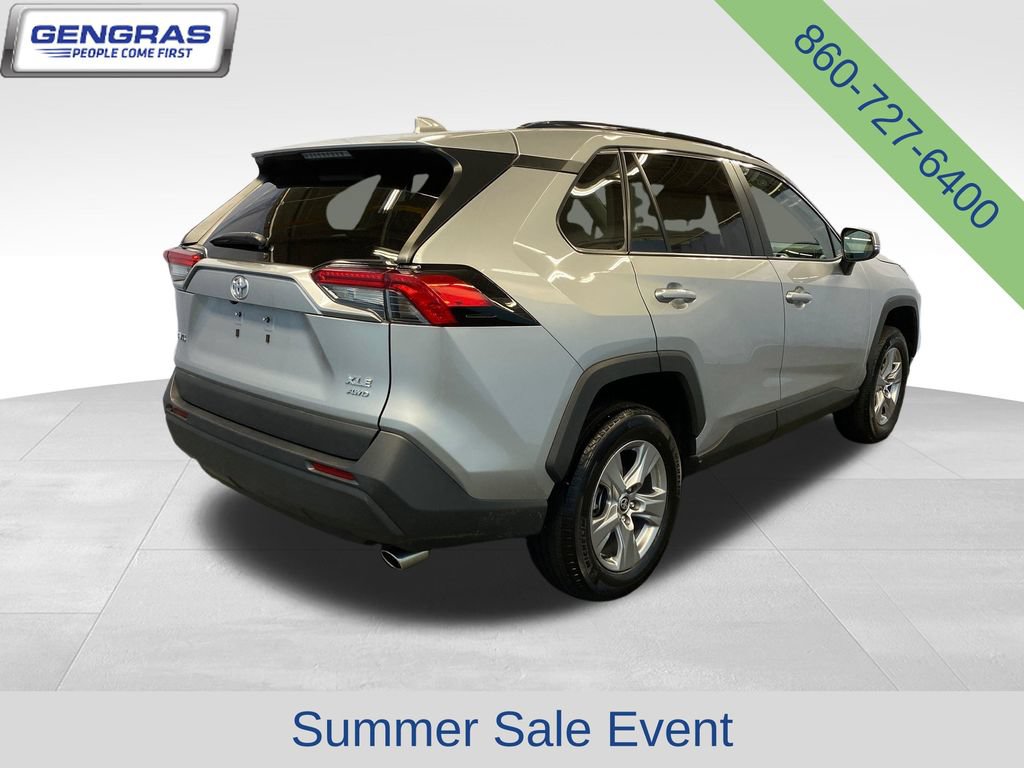Used 2025 Toyota RAV4 XLE AWD/4WD image 7
