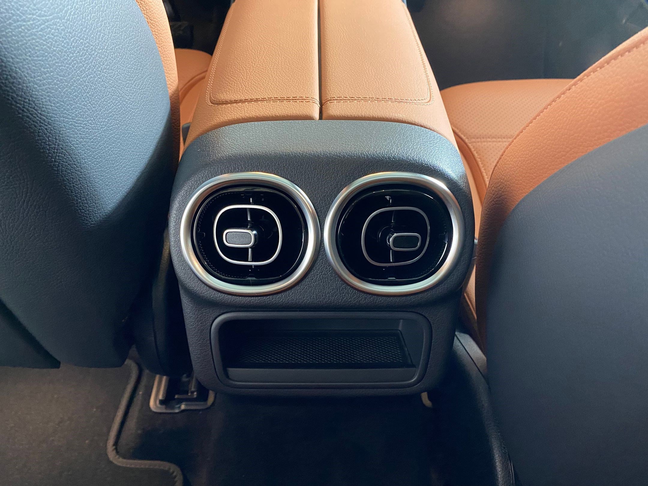 Used 2026 Mercedes-Benz GLC 300 4MATIC image 28