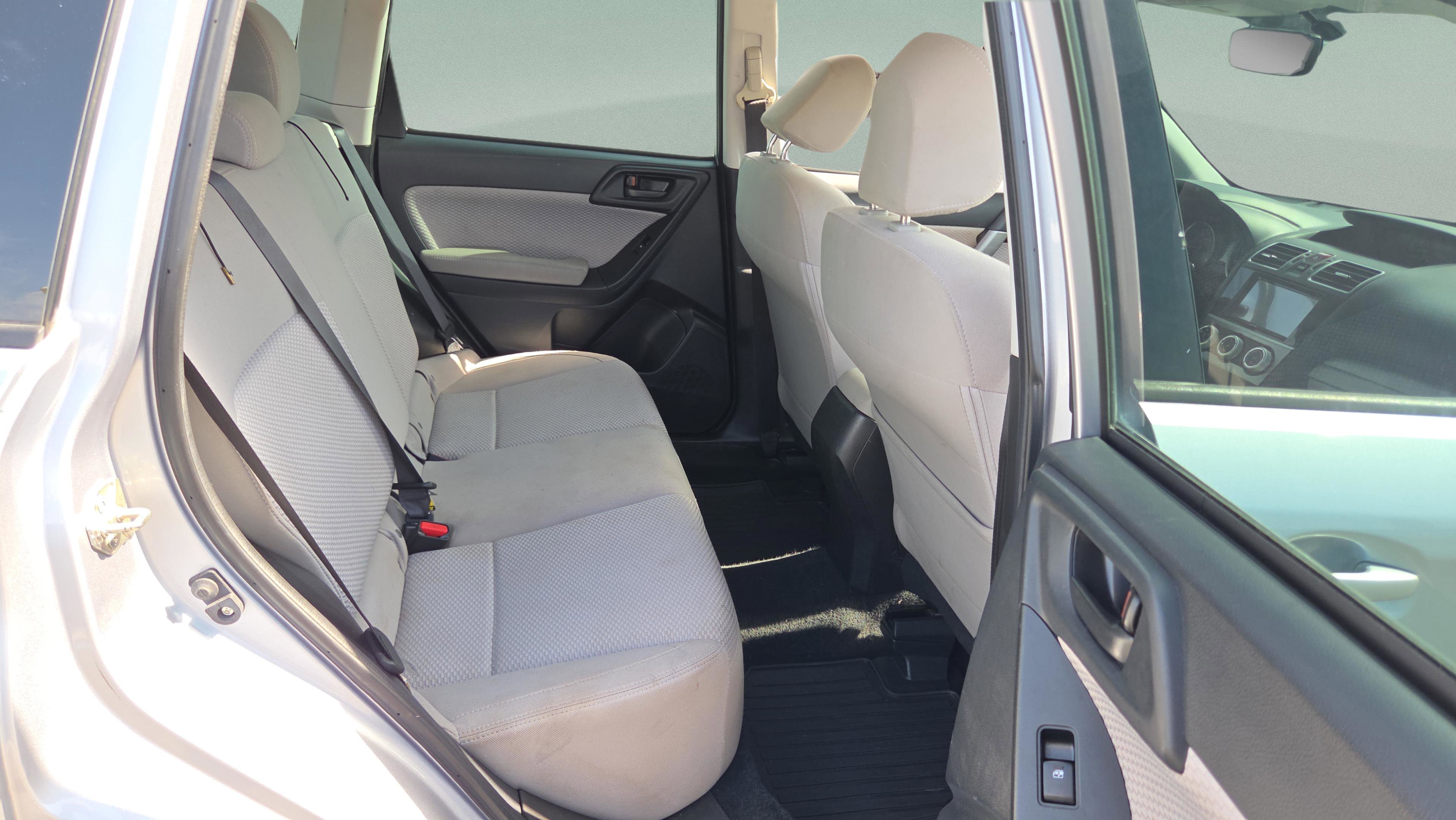 Used 2017 Subaru Forester 2.5i AWD/4WD image 14