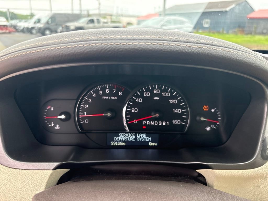 Used 2011 Cadillac DTS Platinum FWD image 21