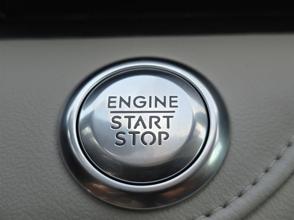 New 2025 Lincoln Nautilus Reserve image 24