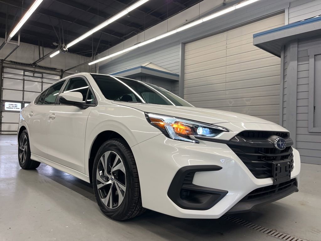 Used 2025 Subaru Legacy Premium image 1